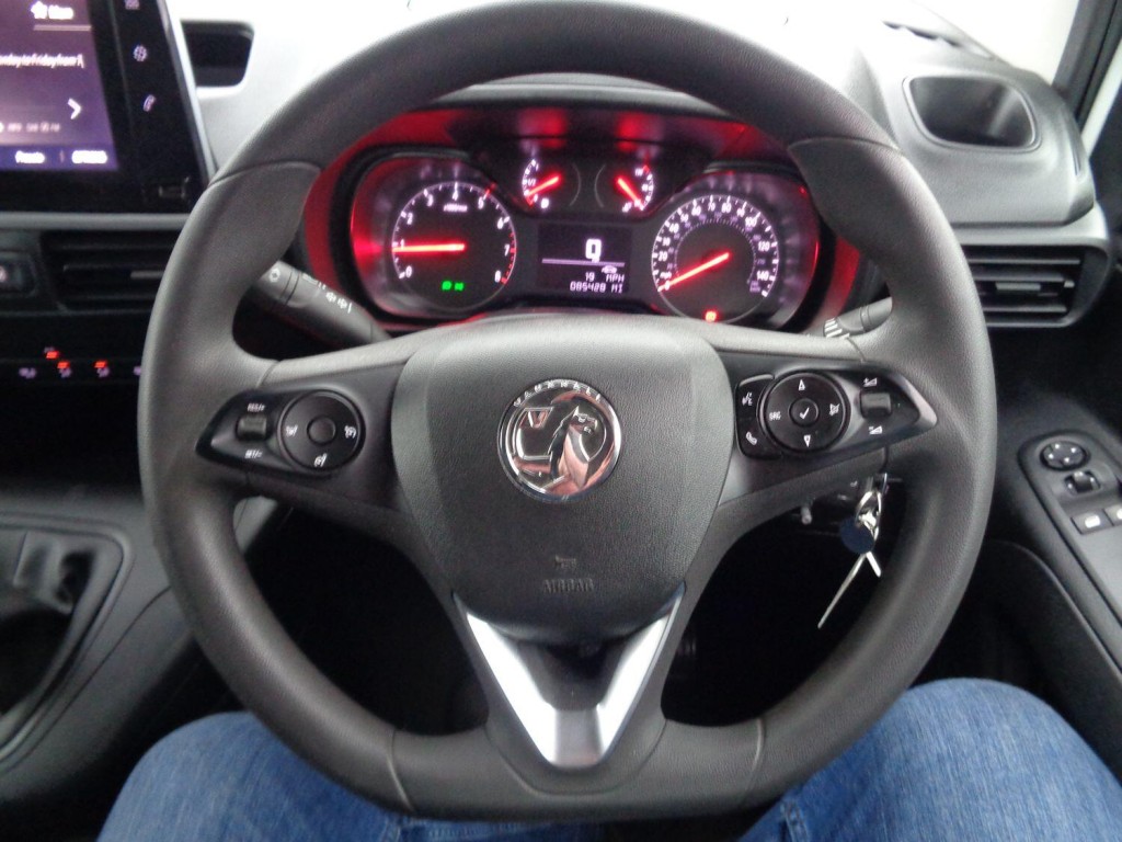 VAUXHALL COMBO 1.6 Turbo D 2300 Sportive 2019