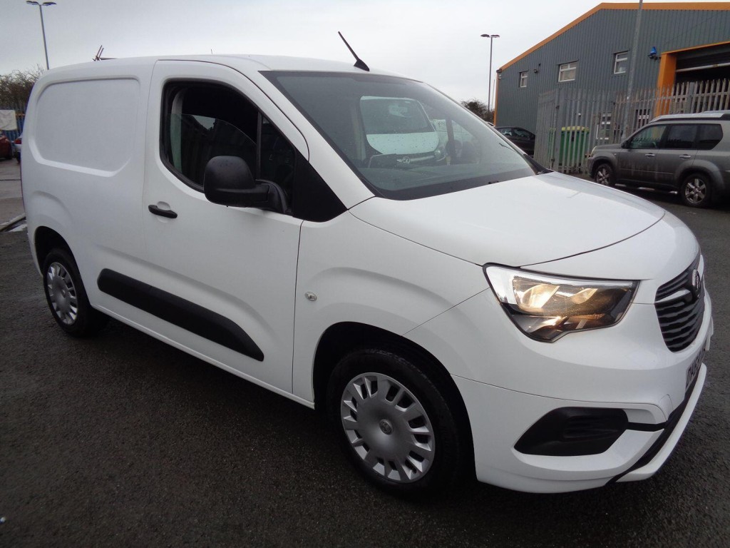VAUXHALL COMBO 1.6 Turbo D 2300 Sportive 2019