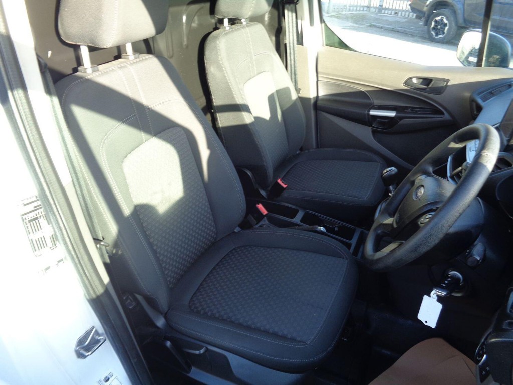 FORD TRANSIT CONNECT 1.5 200 EcoBlue Trend 2020