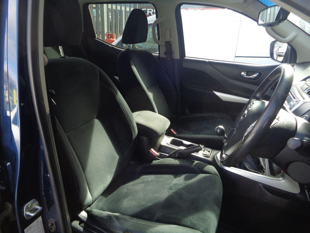 NISSAN NAVARA 2.3 dCi Acenta+ 2017