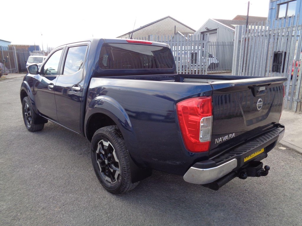 NISSAN NAVARA 2.3 dCi Acenta+ 2017