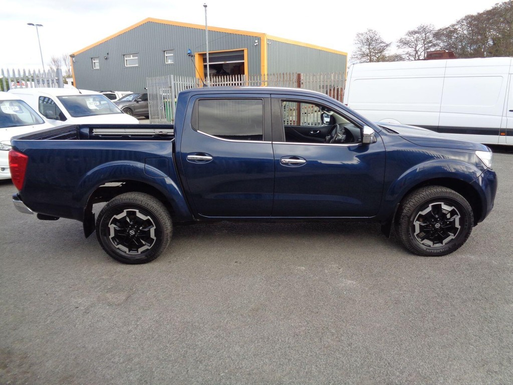 NISSAN NAVARA 2.3 dCi Acenta+ 2017