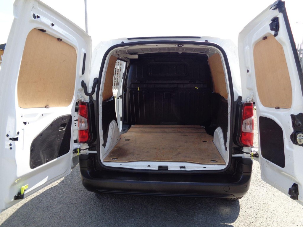 PEUGEOT PARTNER 1.5 BlueHDi 1000 Professional 2021