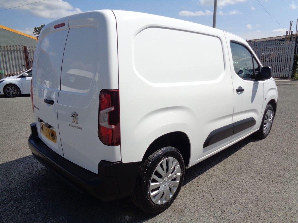 PEUGEOT PARTNER 1.5 BlueHDi 1000 Professional 2021