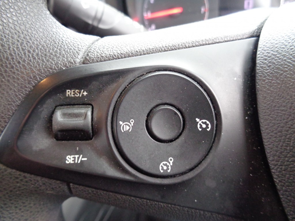 VAUXHALL COMBO 1.5 Turbo D 2300 Sportive 2020