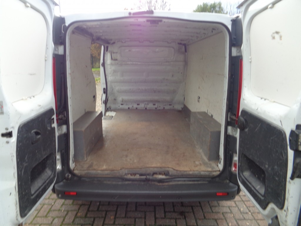 VAUXHALL VIVARO 2.0 2900 CDTi ecoFLEX 2012