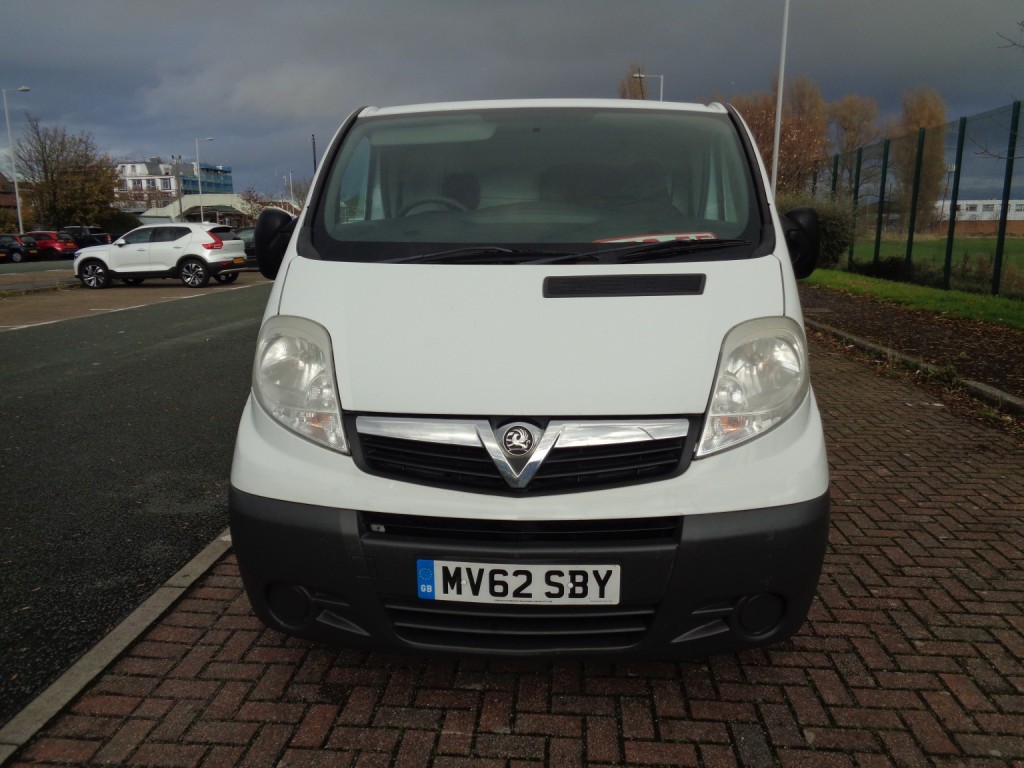 VAUXHALL VIVARO 2.0 2900 CDTi ecoFLEX 2012