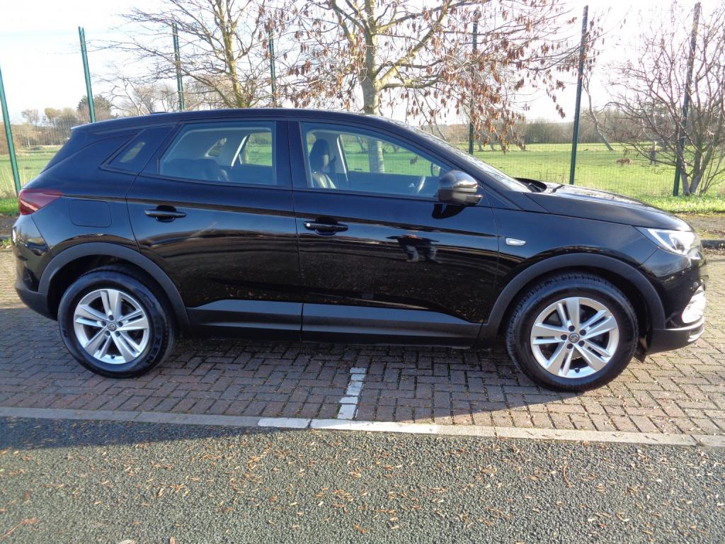 View VAUXHALL GRANDLAND X 1.2 Turbo SE