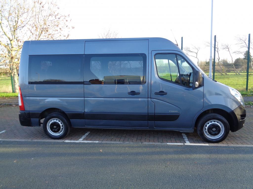 View RENAULT MASTER 2.3 dCi 33