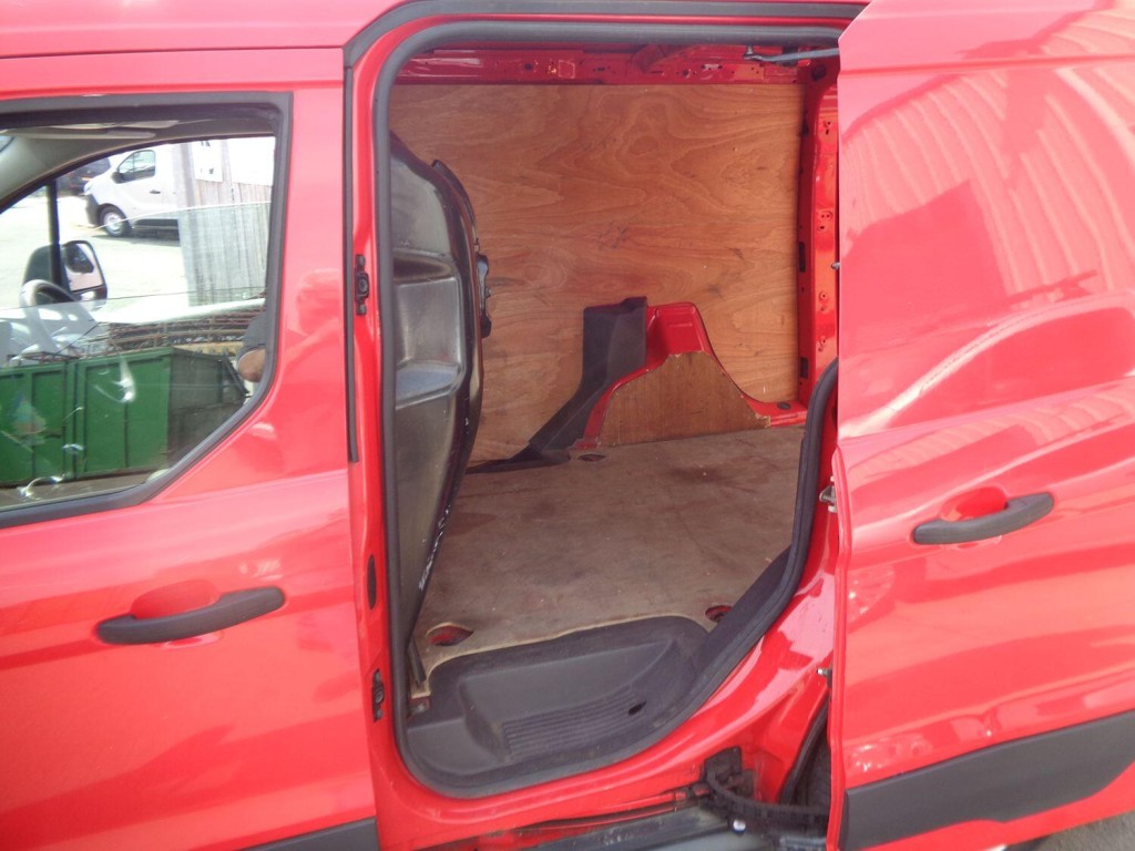 FORD TRANSIT CONNECT 200 PV 2015