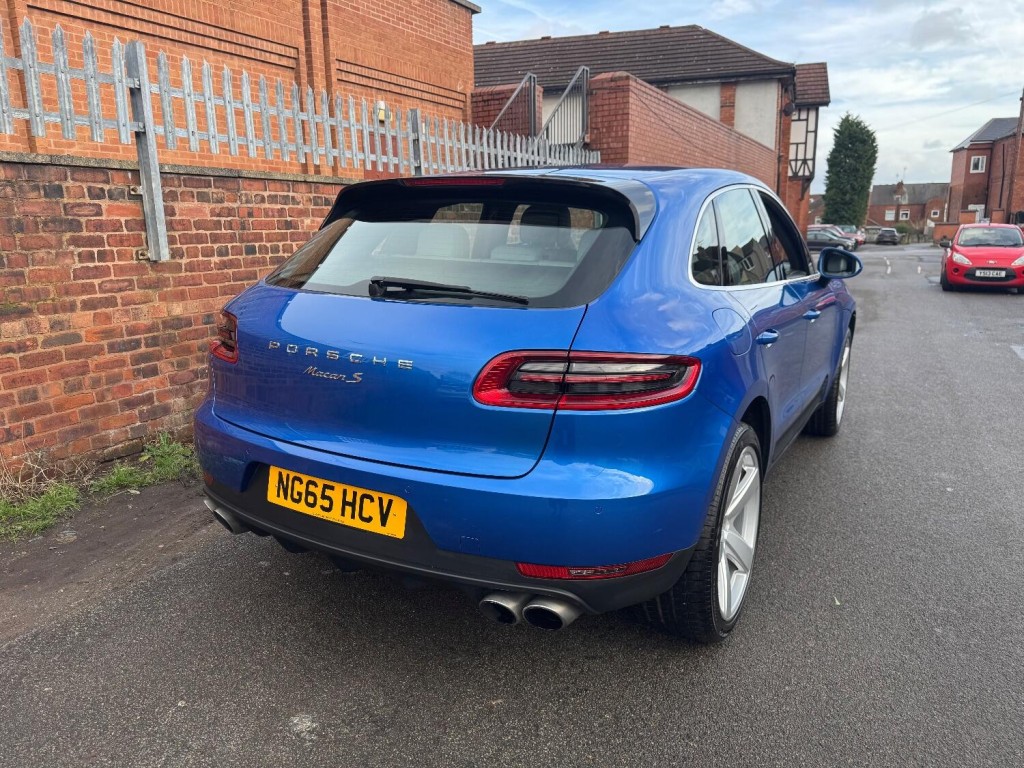View PORSCHE MACAN 3.0 V6 S