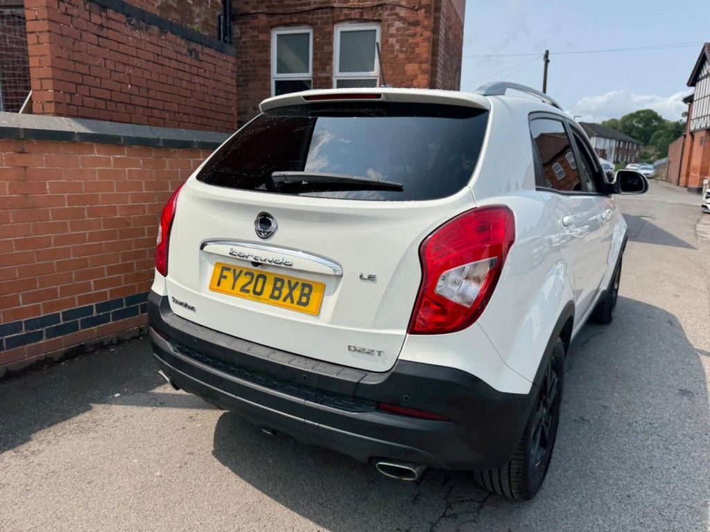 View SSANGYONG KORANDO 2.2 D LE