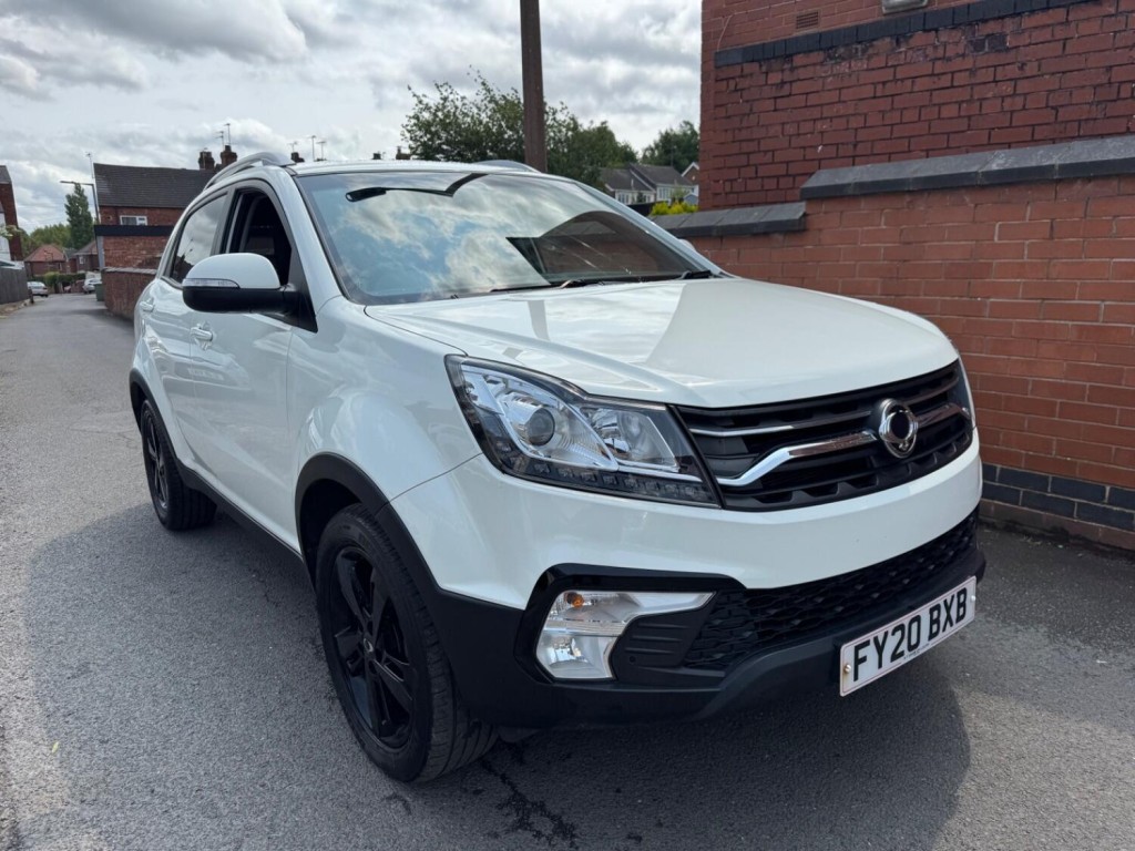 View SSANGYONG KORANDO 2.2 D LE