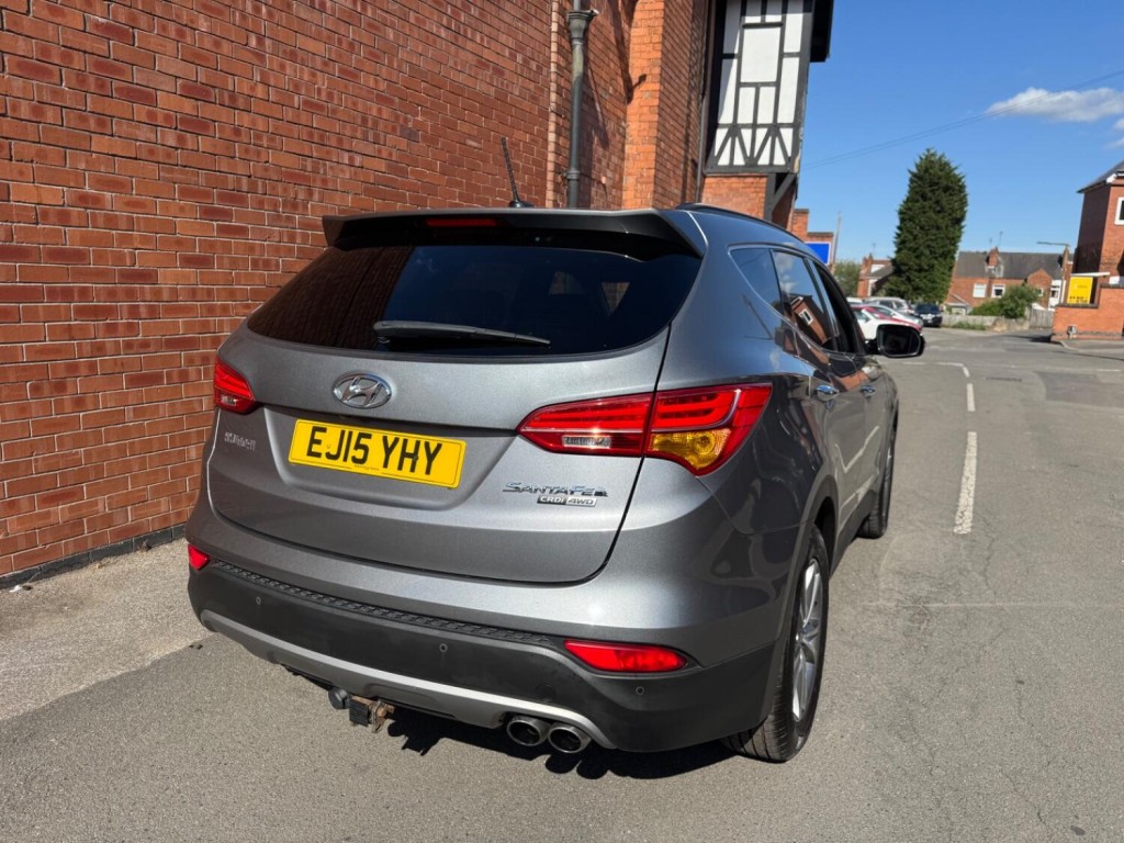 View HYUNDAI SANTA FE 2.2 CRDi Premium