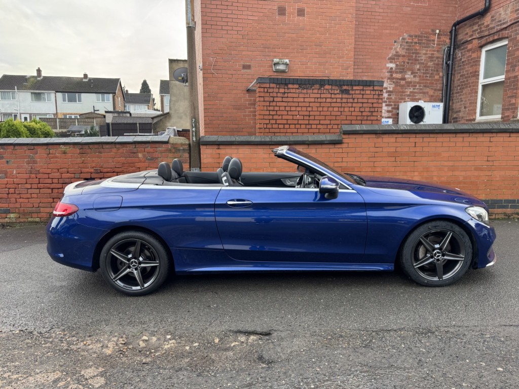 View MERCEDES-BENZ C CLASS 2.1 C220d AMG Line