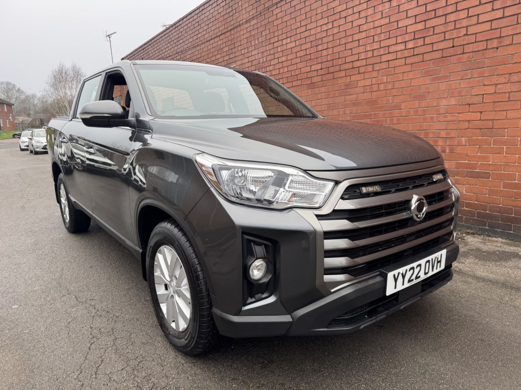 View SSANGYONG MUSSO 2.2 D EX