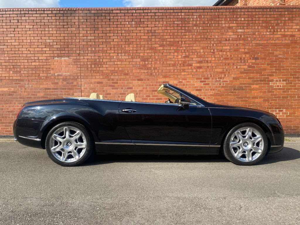 View BENTLEY CONTINENTAL GTC CONTINENTAL GTC AUTO