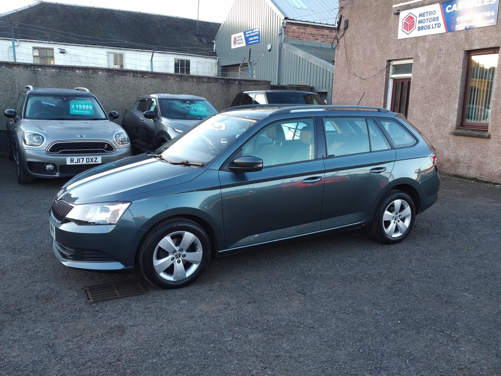 View SKODA FABIA 1.2 TSI SE