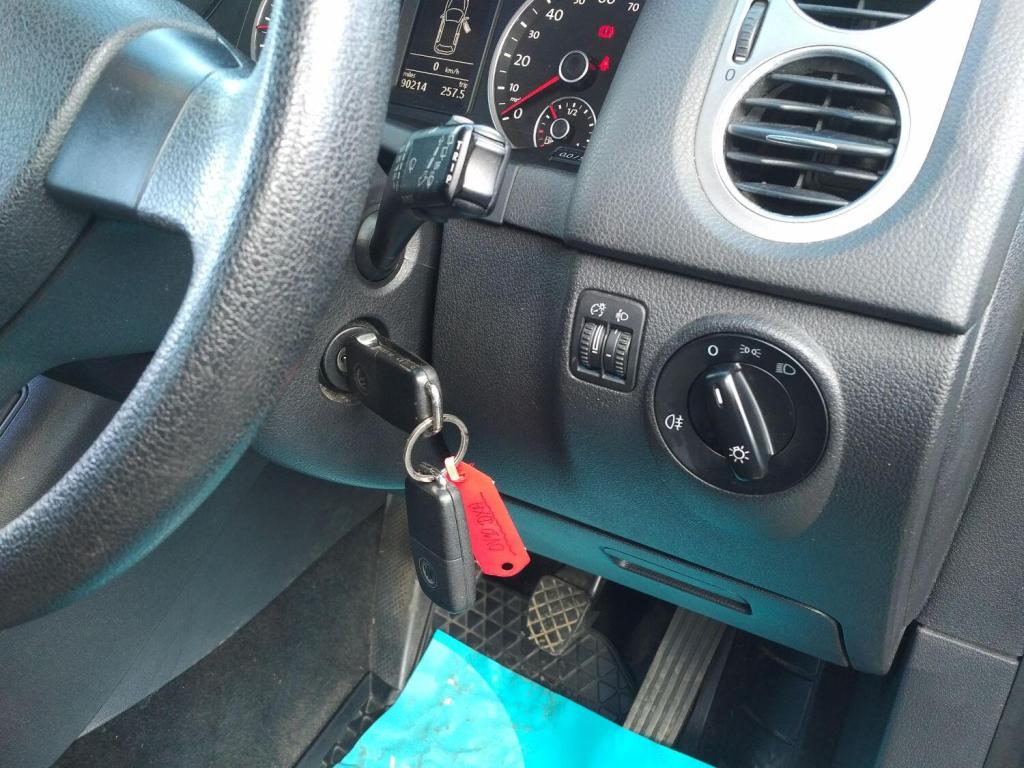 VOLKSWAGEN TIGUAN 2.0 TDI S 2010