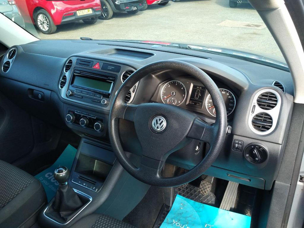 VOLKSWAGEN TIGUAN 2.0 TDI S 2010