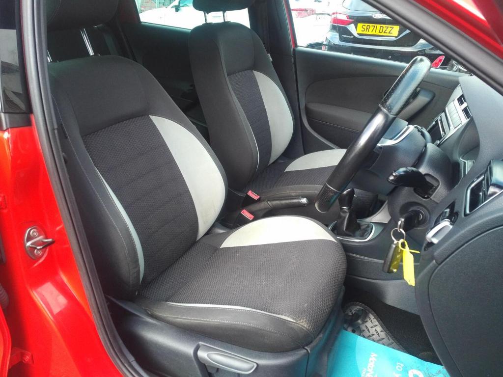 VOLKSWAGEN POLO 1.2 TSI R-Line 2013