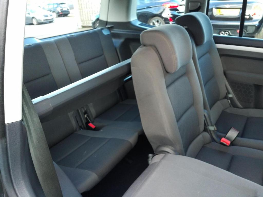 VOLKSWAGEN TOURAN 1.6 TDI S 2014