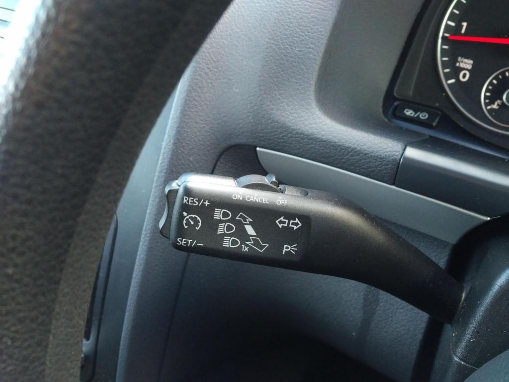 VOLKSWAGEN TOURAN 1.6 TDI S 2014