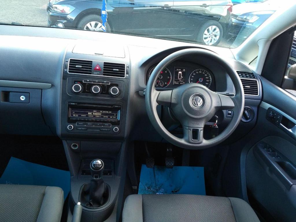 VOLKSWAGEN TOURAN 1.6 TDI S 2014