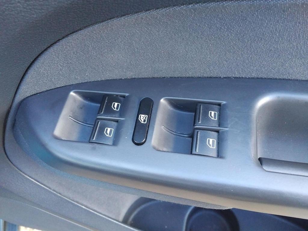 VOLKSWAGEN TOURAN 1.6 TDI S 2014