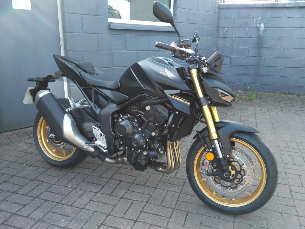 View HONDA HORNET SP