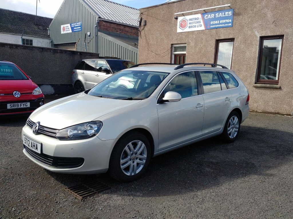 View VOLKSWAGEN GOLF 1.4 TSI SE