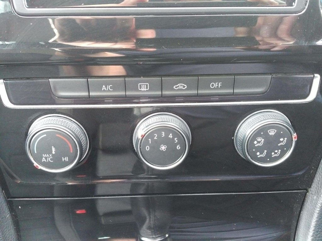 VOLKSWAGEN GOLF 2.0 TDI BlueMotion Tech GT Edition 2016