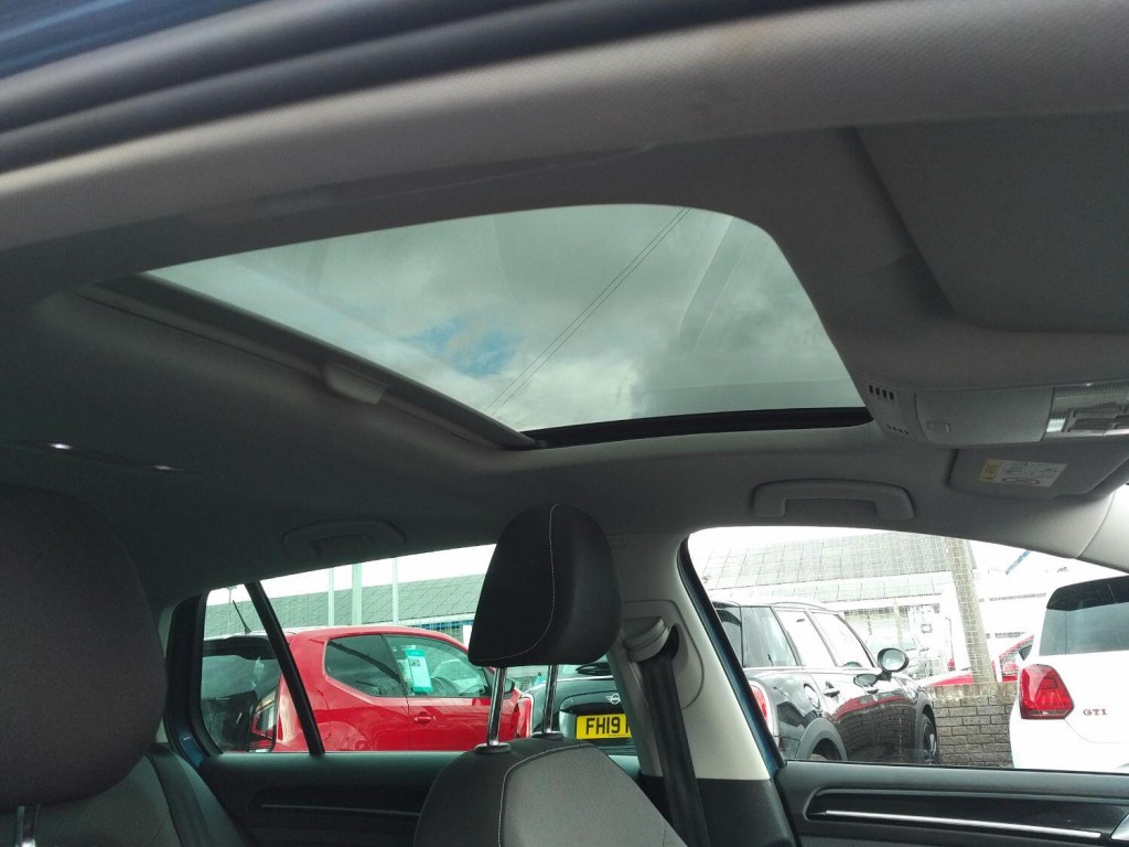 VOLKSWAGEN GOLF 2.0 TDI BlueMotion Tech GT Edition 2016