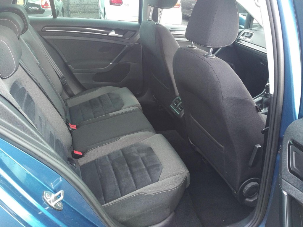 VOLKSWAGEN GOLF 2.0 TDI BlueMotion Tech GT Edition 2016