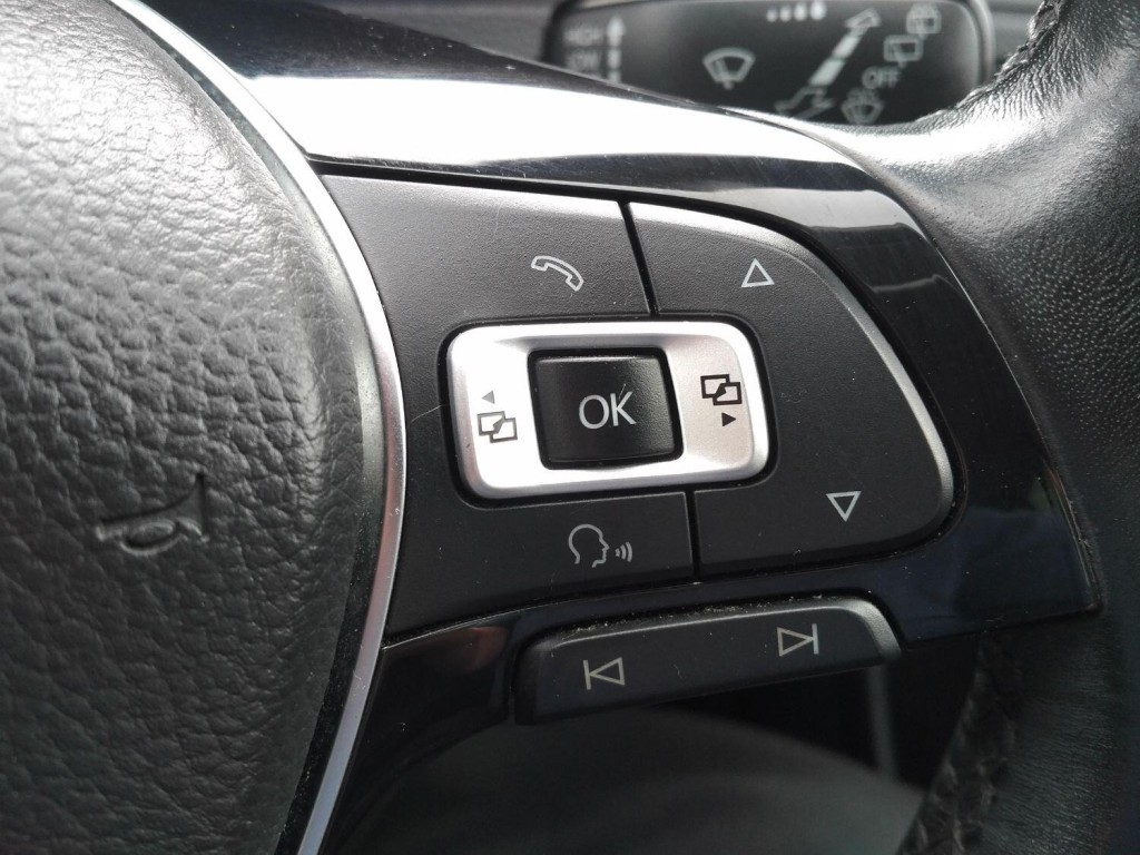 VOLKSWAGEN GOLF 2.0 TDI BlueMotion Tech GT Edition 2016