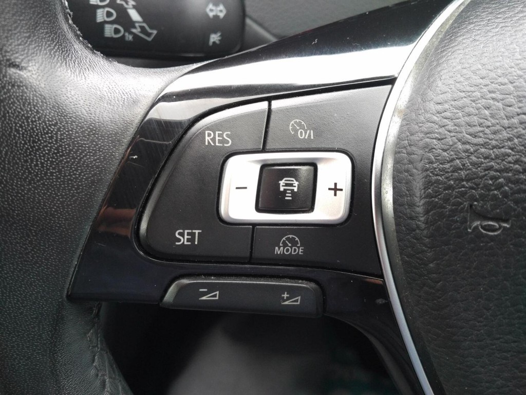 VOLKSWAGEN GOLF 2.0 TDI BlueMotion Tech GT Edition 2016