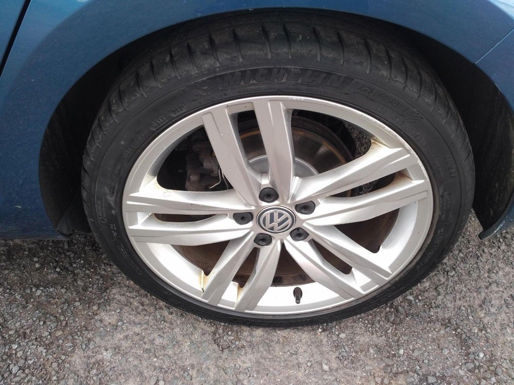 VOLKSWAGEN GOLF 2.0 TDI BlueMotion Tech GT Edition 2016