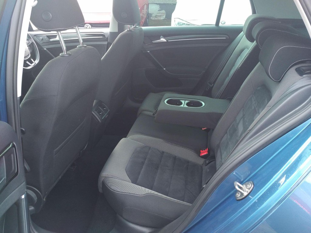 VOLKSWAGEN GOLF 2.0 TDI BlueMotion Tech GT Edition 2016