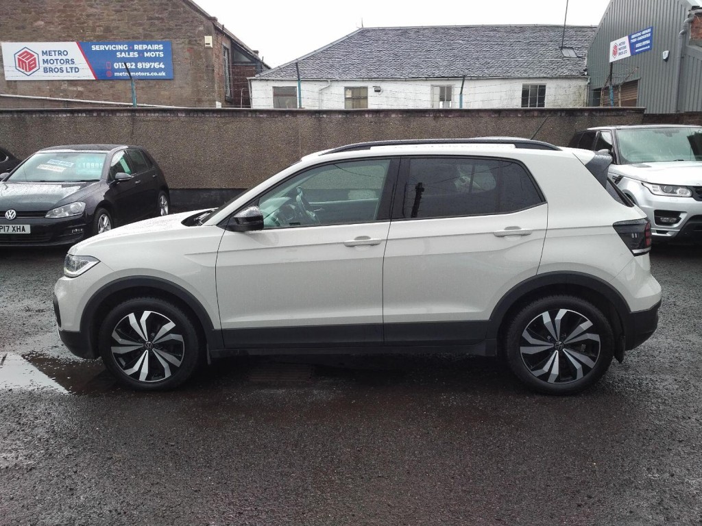 View VOLKSWAGEN T-CROSS 1.0 TSI Black Edition