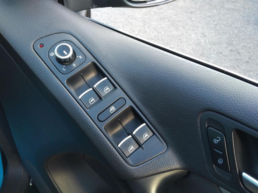 VOLKSWAGEN TIGUAN 2.0 TDI BlueMotion Tech Match 2015