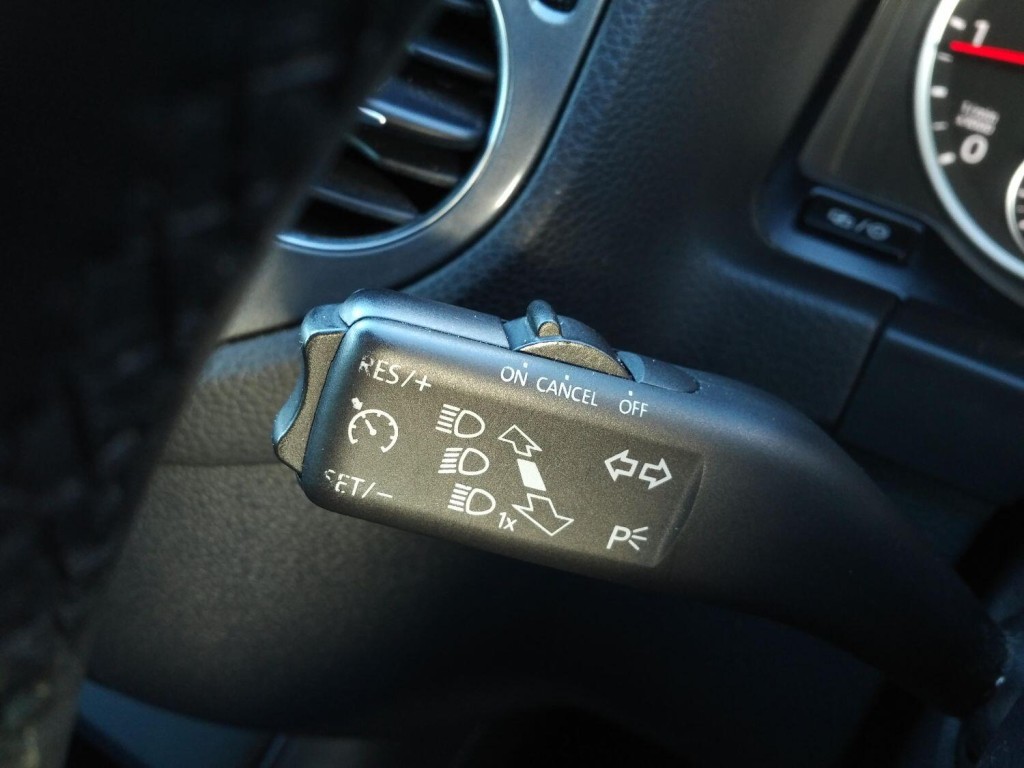 VOLKSWAGEN TIGUAN 2.0 TDI BlueMotion Tech Match 2015