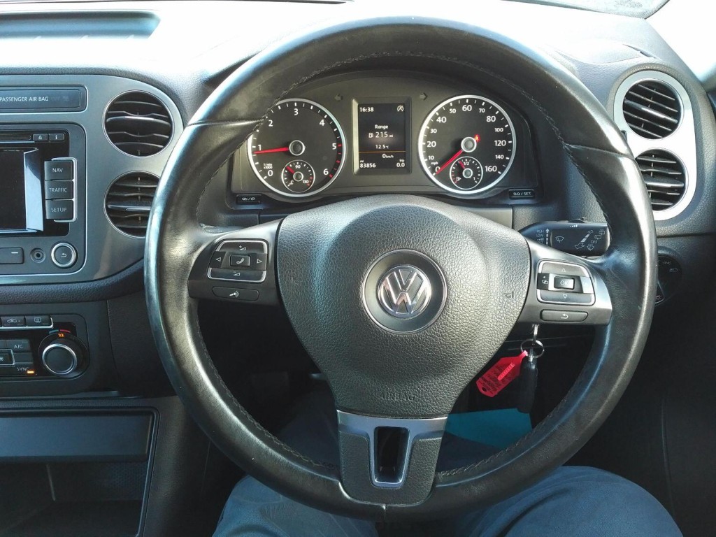 VOLKSWAGEN TIGUAN 2.0 TDI BlueMotion Tech Match 2015