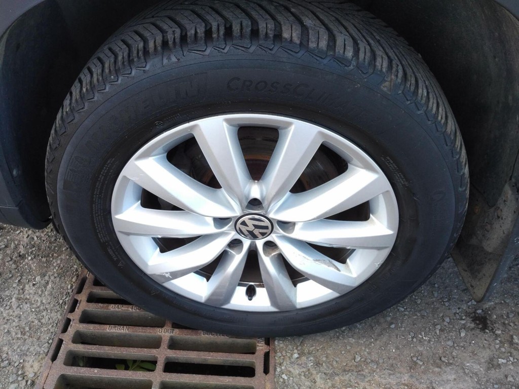 VOLKSWAGEN TIGUAN 2.0 TDI BlueMotion Tech Match 2015