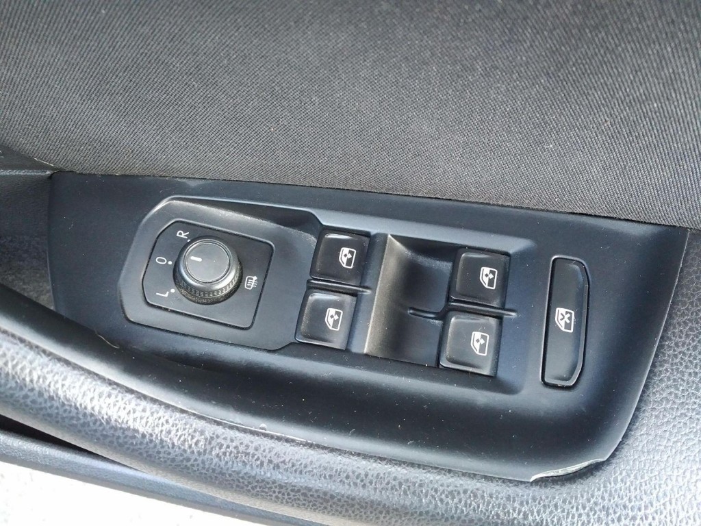 VOLKSWAGEN PASSAT 1.6 TDI BlueMotion Tech S 2016