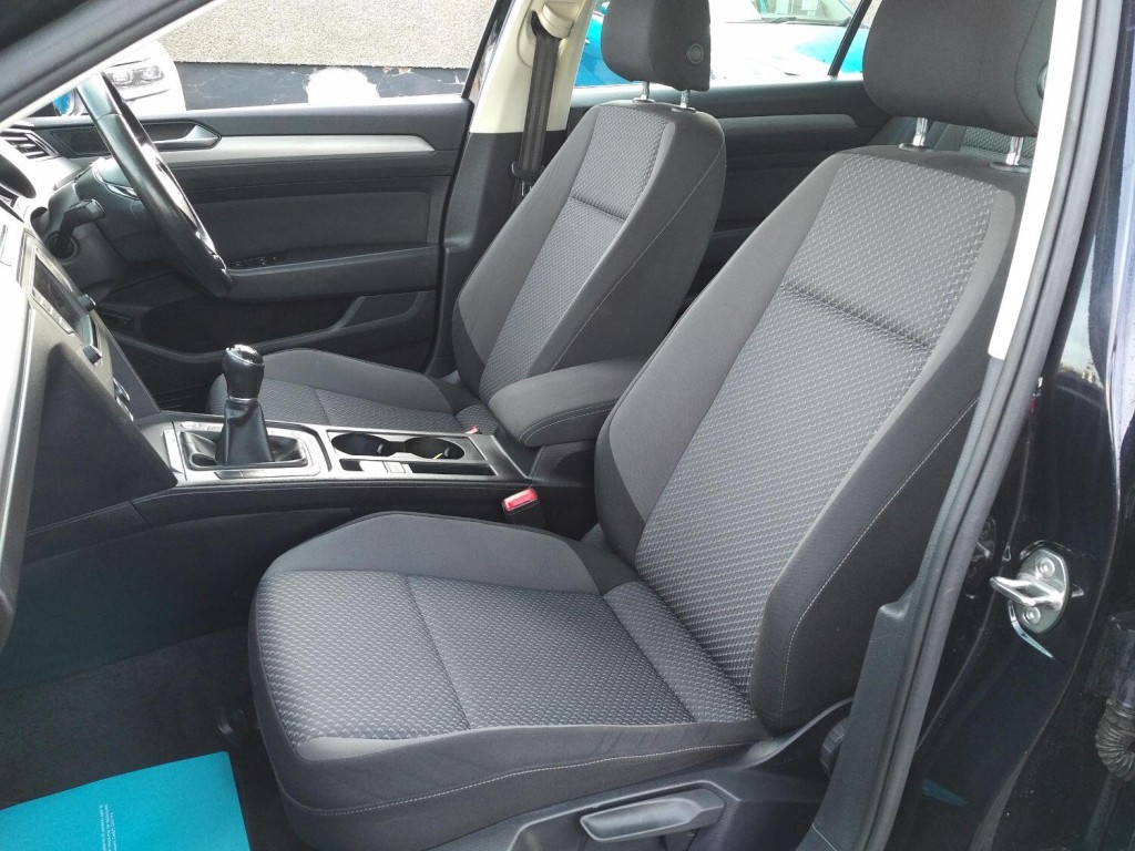 VOLKSWAGEN PASSAT 1.6 TDI BlueMotion Tech S 2016