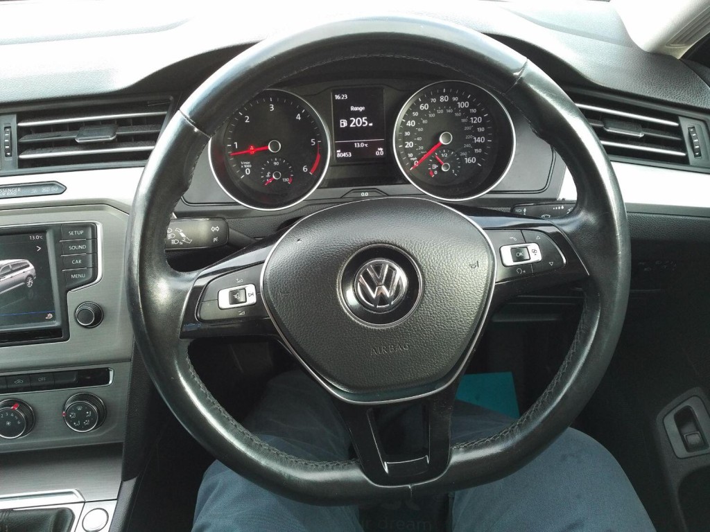 VOLKSWAGEN PASSAT 1.6 TDI BlueMotion Tech S 2016