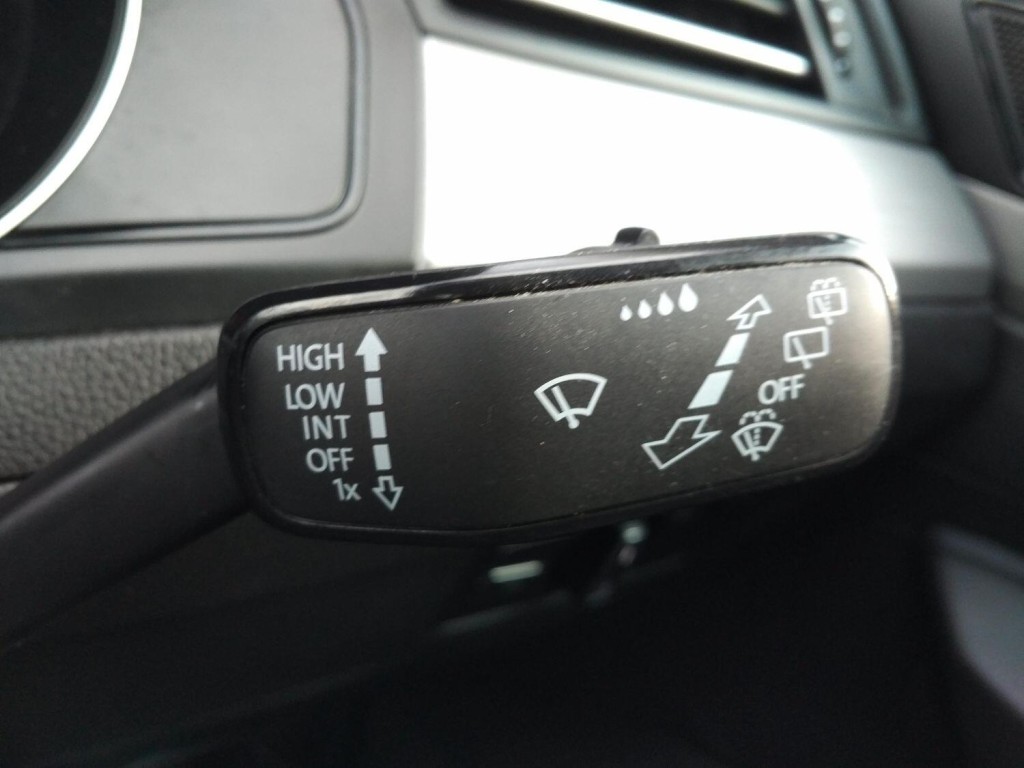 VOLKSWAGEN PASSAT 1.6 TDI BlueMotion Tech S 2016