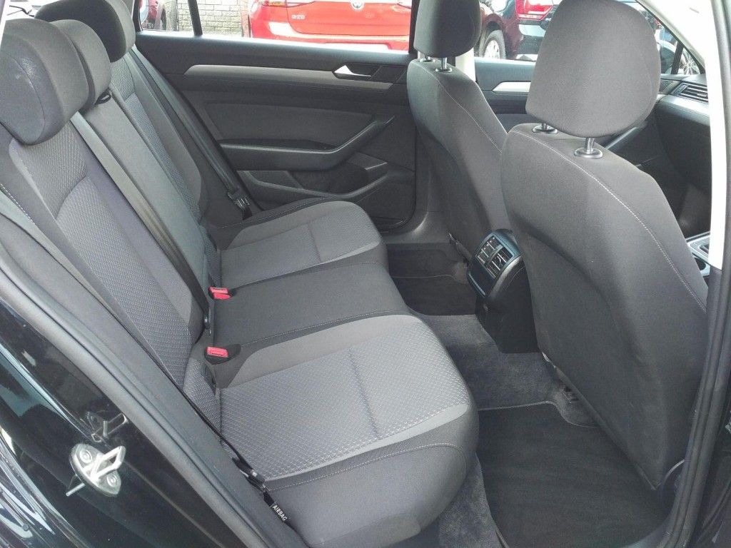 VOLKSWAGEN PASSAT 1.6 TDI BlueMotion Tech S 2016