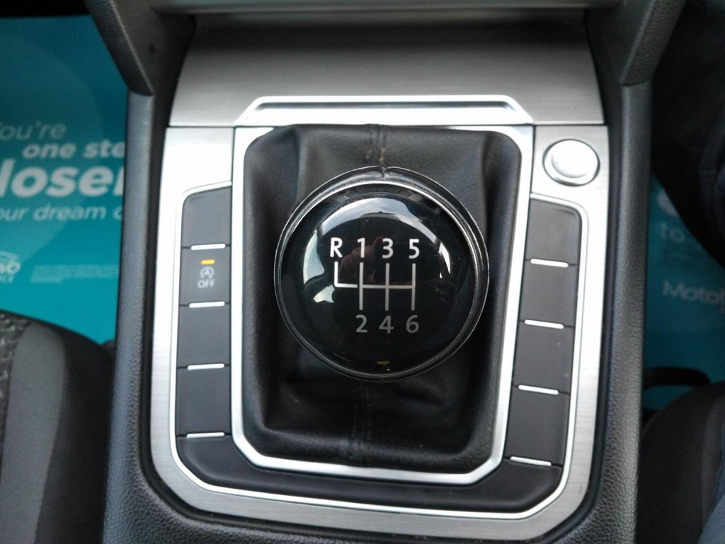 VOLKSWAGEN PASSAT 1.6 TDI BlueMotion Tech S 2016