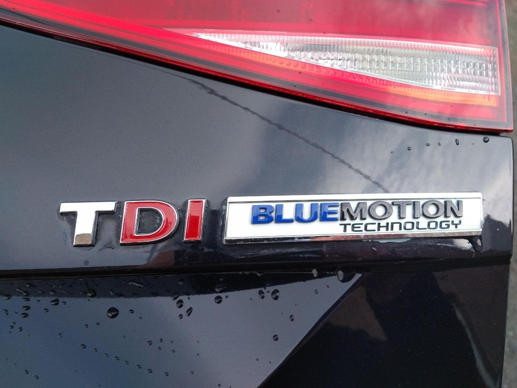 VOLKSWAGEN PASSAT 1.6 TDI BlueMotion Tech S 2016